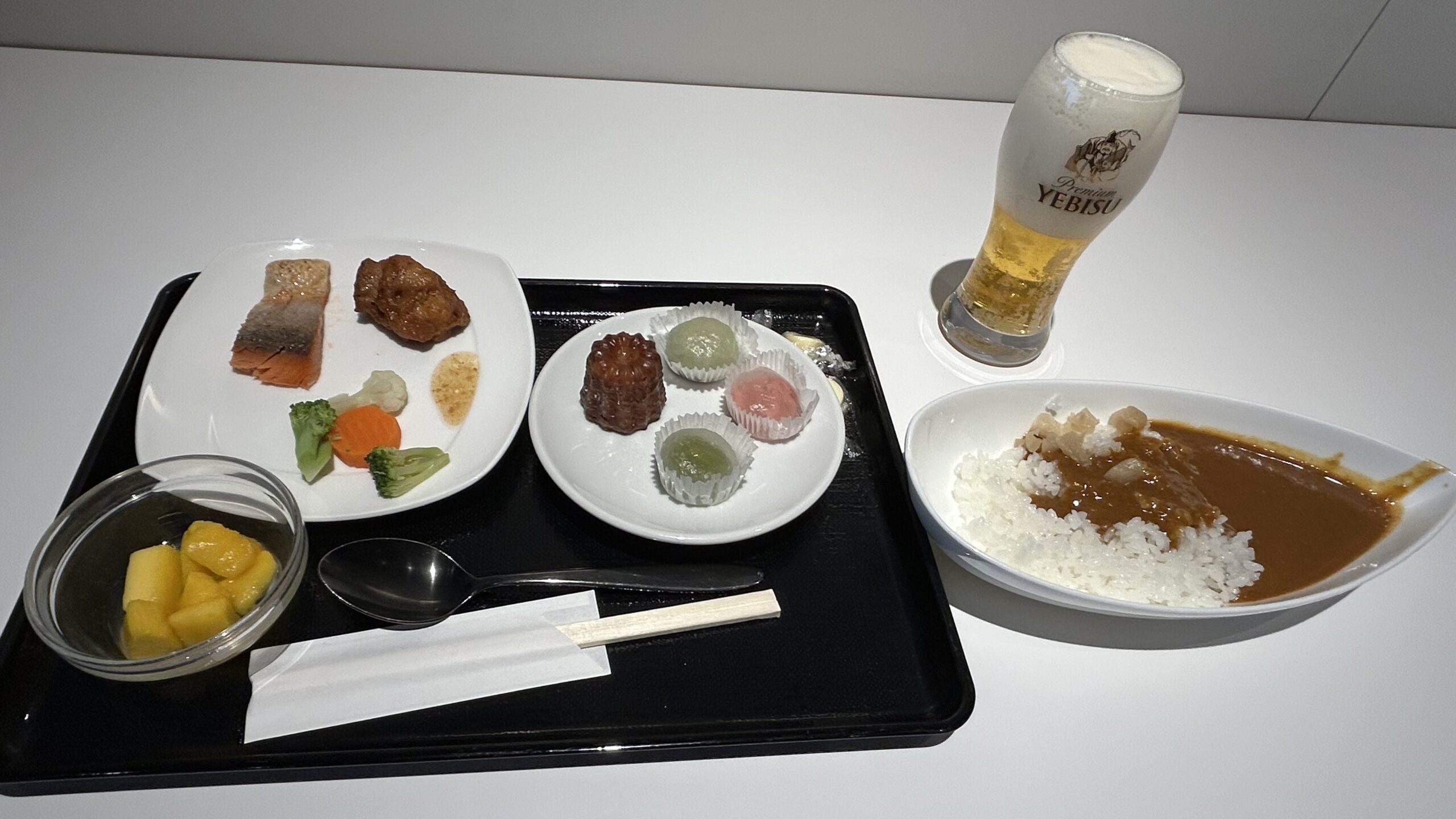 羽田空港第2ターミナルのプライオリティパスラウンジ